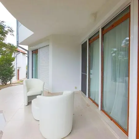 빌라 Designer Mit Pool